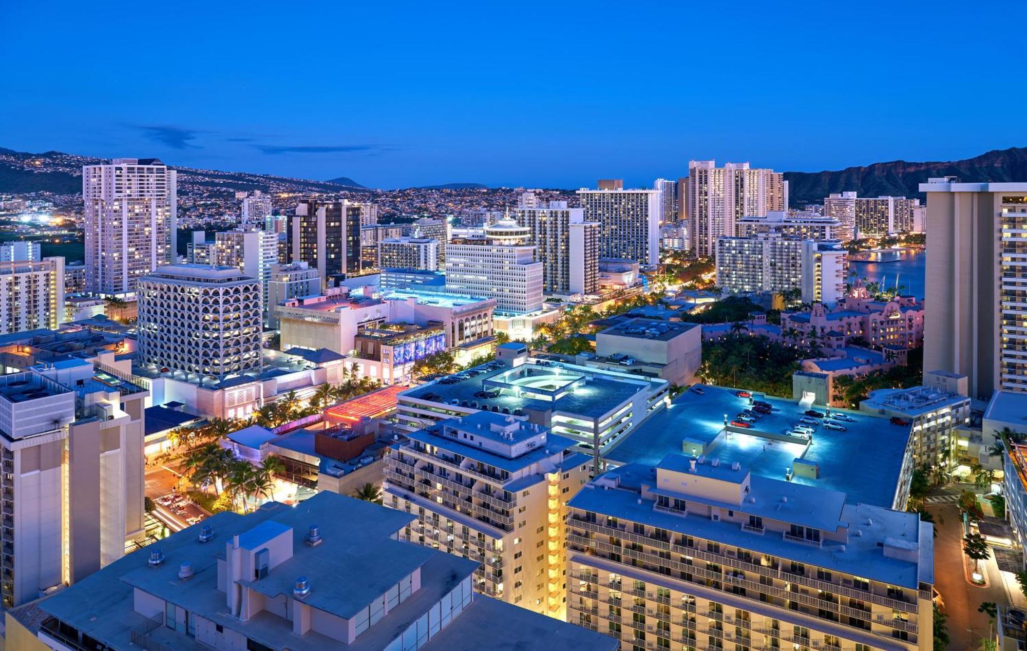 Stylish Aqua Palms Studio Honolulu Exterior photo